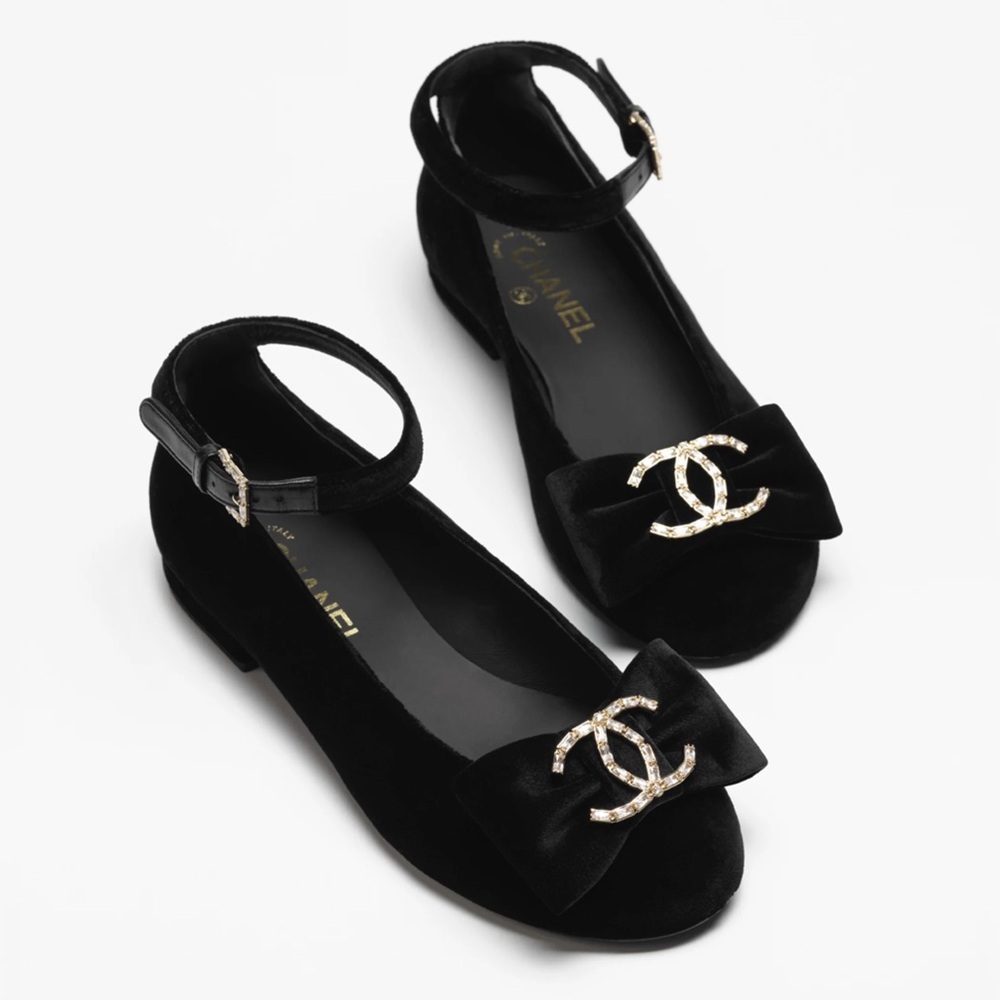 Chanel Velvet MaryJanes - Picture 1 of 6